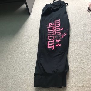 UA Capri gym pants